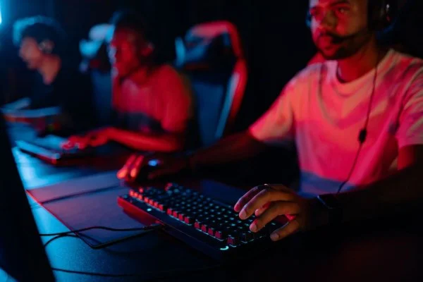 professional gamer keyboard mouse